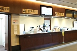 3番4番受付.jpg